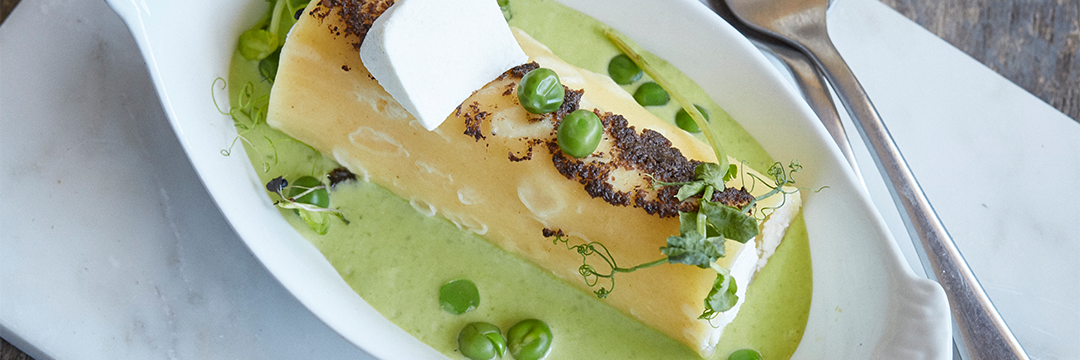 Cannelloni de chèvre, espuma de petits pois et tartufata